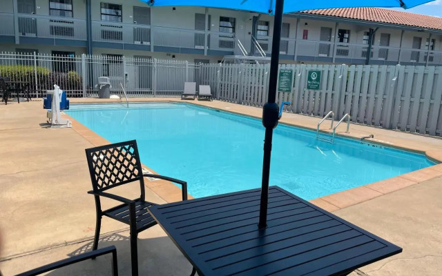 La Quinta Inn & Suites by Wyndham Tuscaloosa University