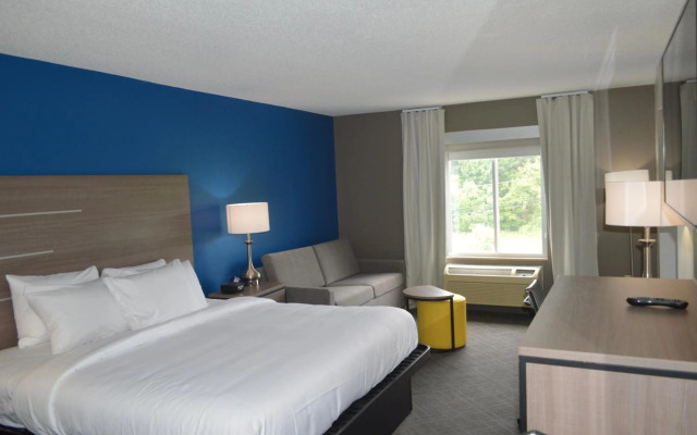 Comfort Inn & Suites Harrisburg-Hershey North