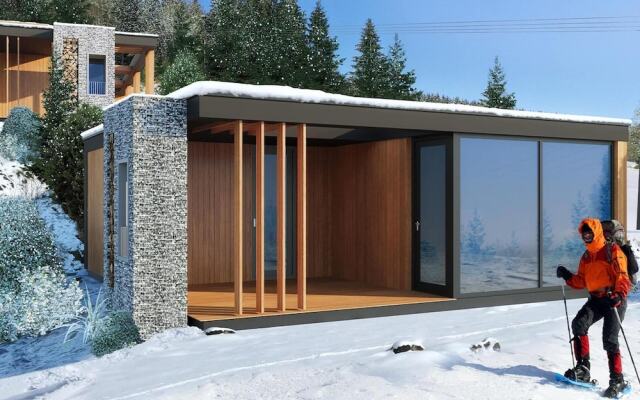 Modern Holiday Home With sun Shower