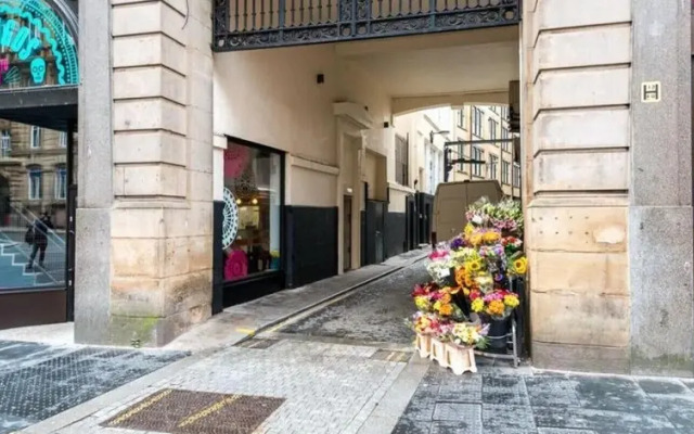 Sweeting Suites - Luxury Apartments