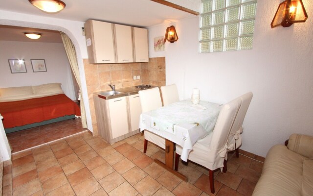 Apartments Villa Lucu