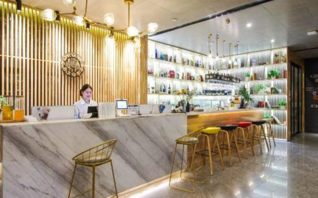 Ibis Styles Hotel Zhengzhou Convention And Exhibition Center