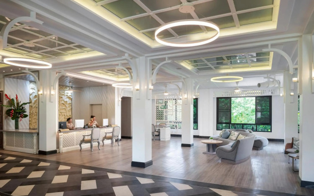 Springfield Village Golf & Spa