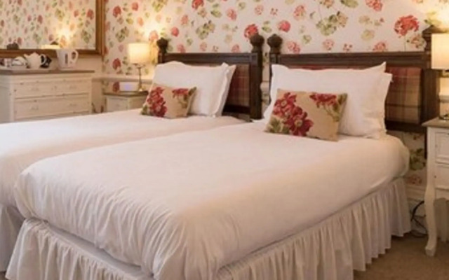 Woodlands Lodge Hotel