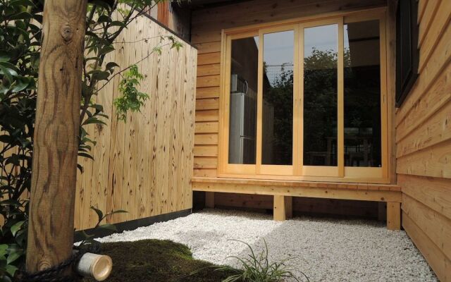 Kenroku House