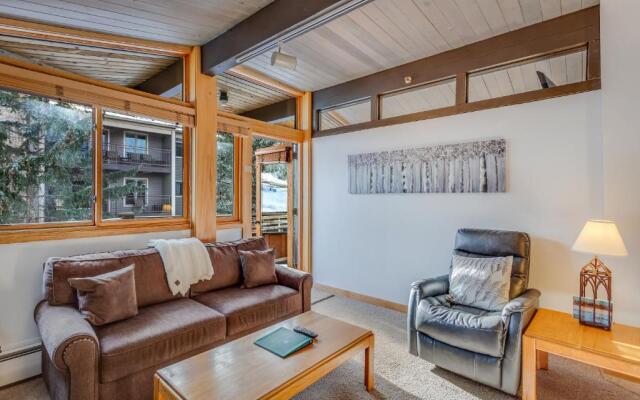 Laurelwood Condominiums Studio Deluxe Unit 414