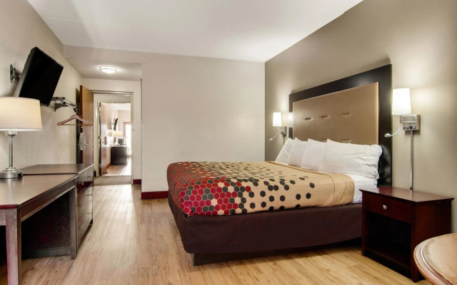 Econo Lodge Cadillac