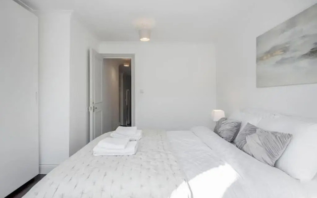 The Harrods Residence with AC