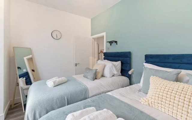 Apartment - Sleeps 11 - Hampstead Highstreet 5mins