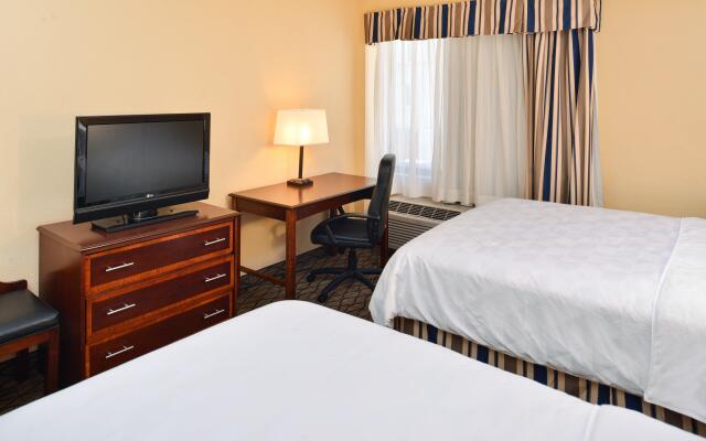 Holiday Inn & Suites Chicago - Downtown, an IHG Hotel