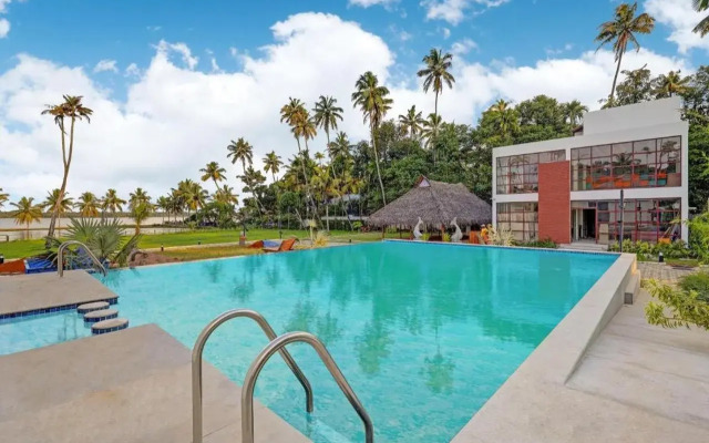 Club Mahindra Arookutty