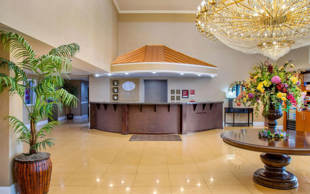 Comfort Suites Savannah Gateway I-95