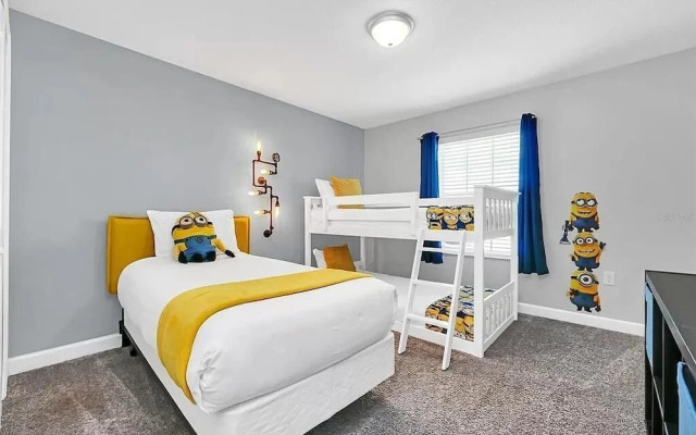 1569 SD - Modern Champions Gate Escape