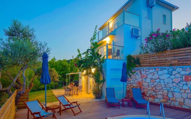 Beautiful Luxury Villa, Private Pool, Panoramic View on Ionian Sea, Zakynthos