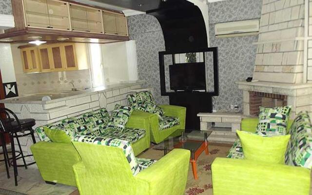 Life Garden Hotel (Ex Antik Boutique Hotel)
