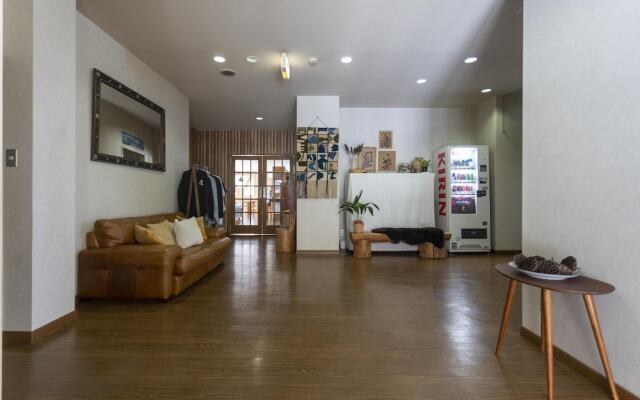Canopy Cortina Lodge