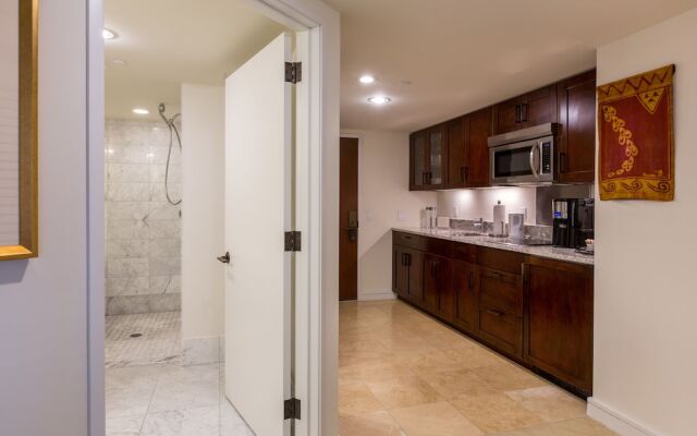 Jet Luxury @ The Trump Waikiki