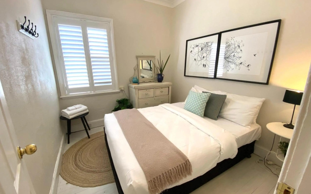 YSG The Edward Townhouse 153 - Walk To Town – Guest Rooms – Orange