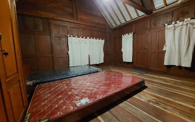 Mbok Niem Cafe and Cottage – Guest Rooms – Yogyakarta