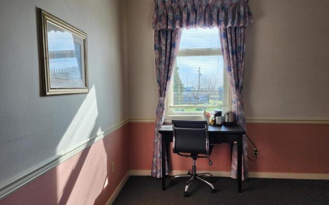 The Steveston Cafe & Hotel