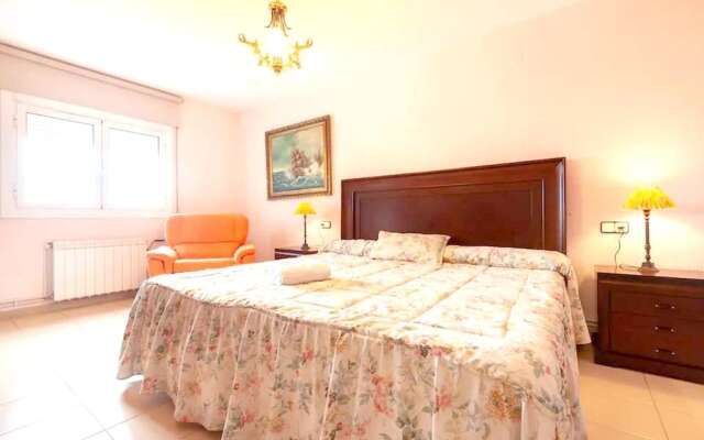 Apartment With 2 Bedrooms In Tarragona, With Wifi