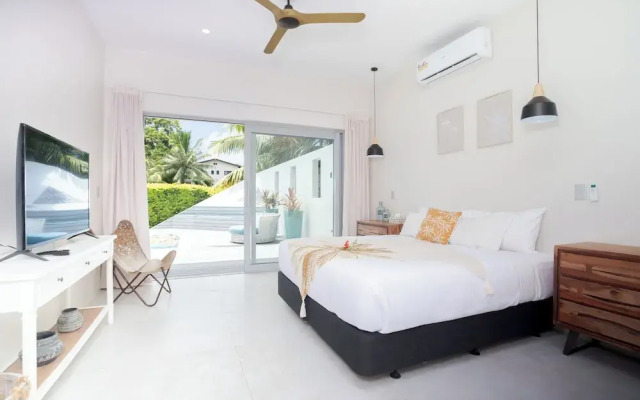Mama Taras Luxury Villa