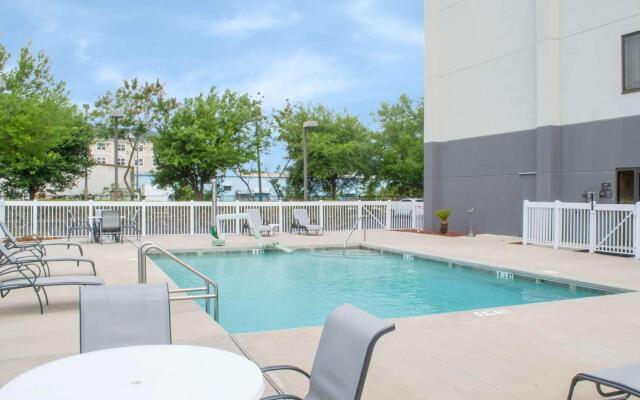 Hampton Inn Tampa-Veterans Expwy (Airport North)