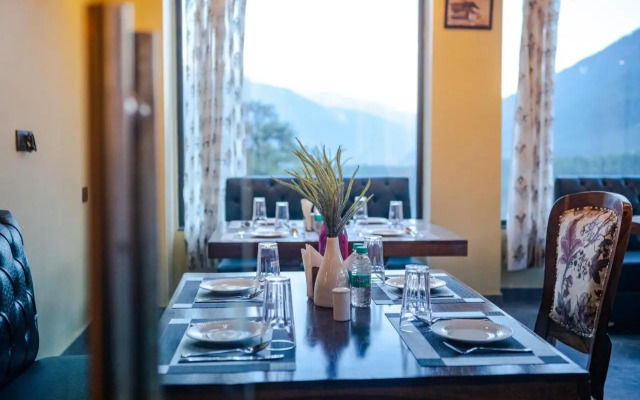Himalayan Chalet Homestay - A Wandertrails Stay