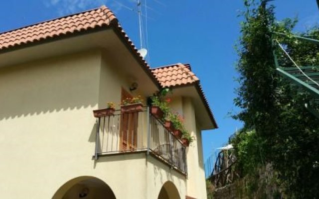 Sorrento Villa With Garden Sea View