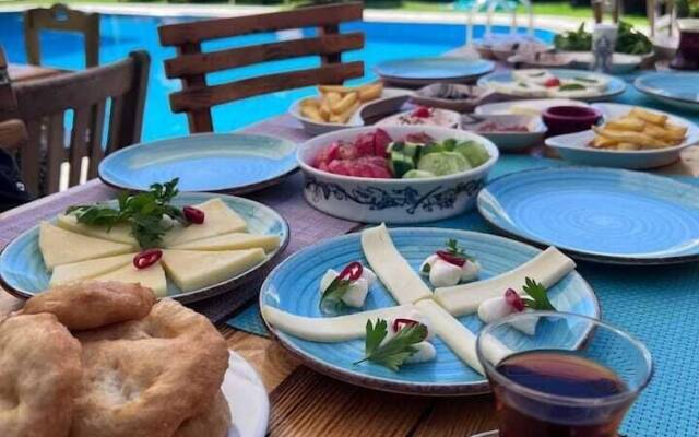 Ruhe Alaçatı