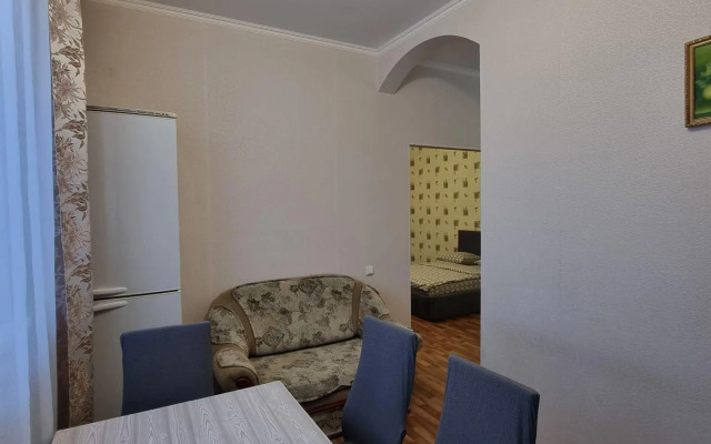 Апартаменты на улице Изыскателей 32А