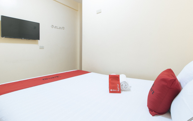 Reddoorz @ Golden Park Inn La Union