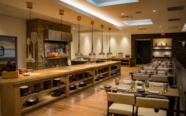 DoubleTree by Hilton Hotel Wichita Airport