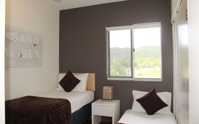 Beachside Apartment 17