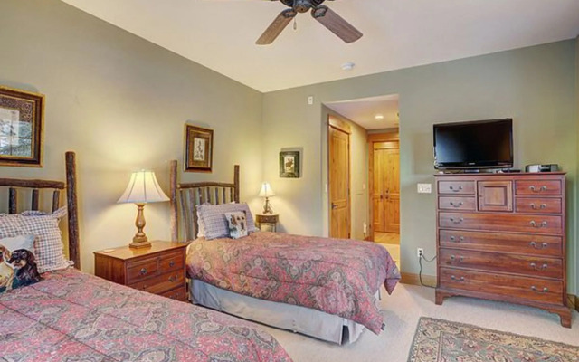 Bachelor Gulch Village