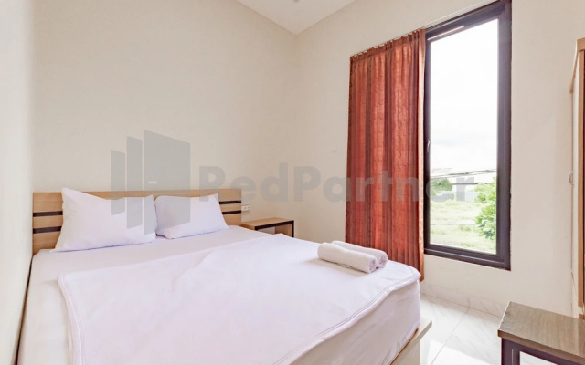 Zumo Home Tegal Mitra RedDoorz – Guest Rooms – Tegal