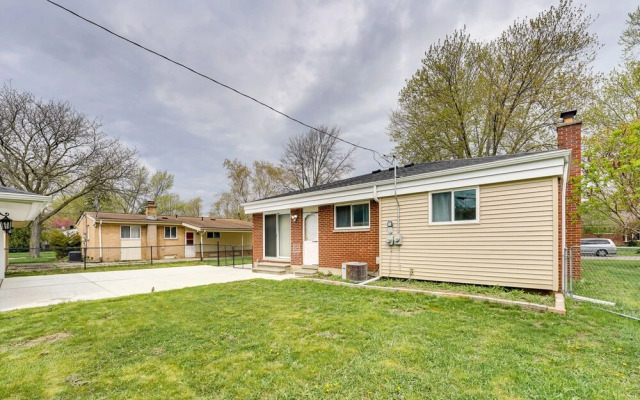 Family-friendly Troy Vacation Rental w/ Fire Pit!