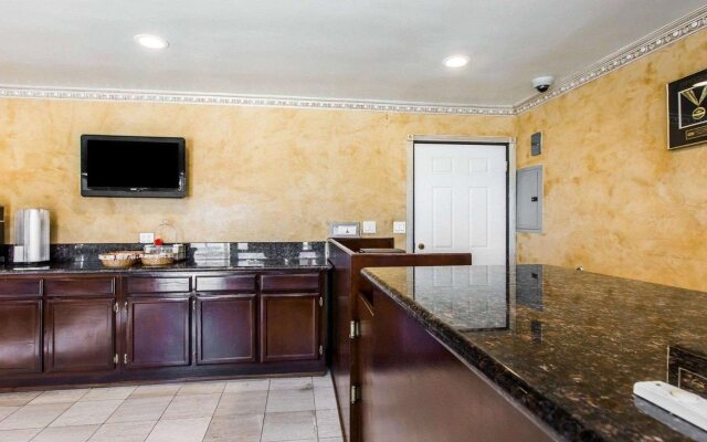 Rodeway Inn & Suites Pacific Coast Highway