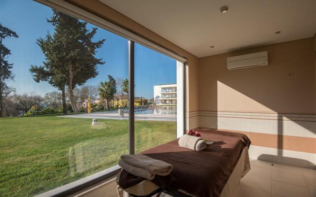 Отель Vila Gale Collection Palacio dos Arcos