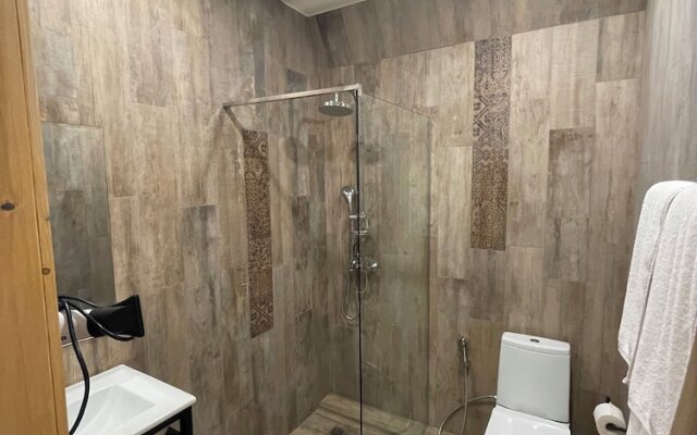 Отель Kirovi Tun