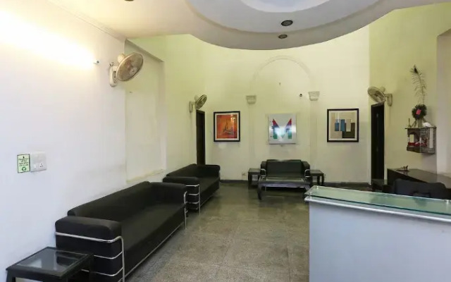 Diamond Stays By OYO Rooms