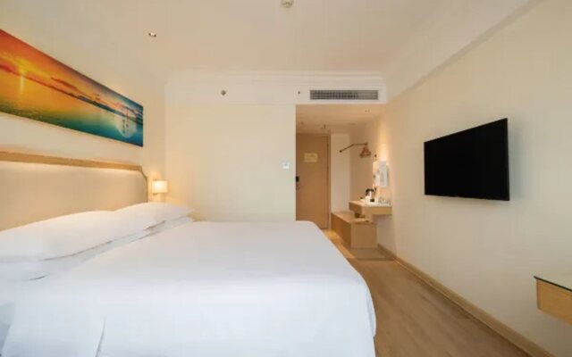 Vienna 3 Best Hotel (Haikou Chengmai Old Town Store)