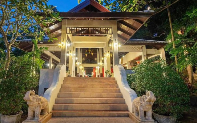 Racha Kiri Resort and Spa Khanom