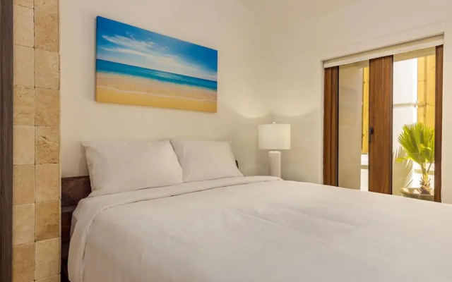 Breathtaking Views 2br3ba Private Pool Large Space