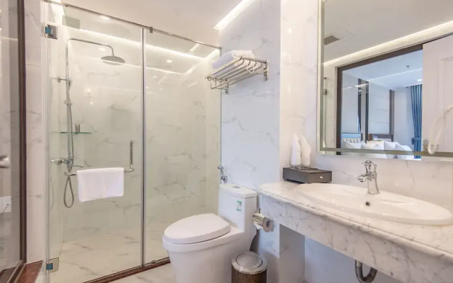 Reyna Luxury Hotel