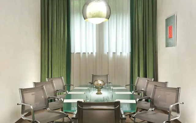 FH55 Med Executive Hotel