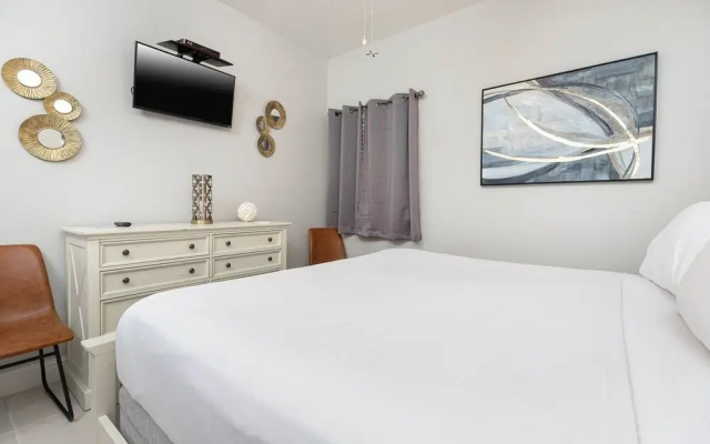 Lighthouse 711 2 Bedroom Condo, Gulf Shores