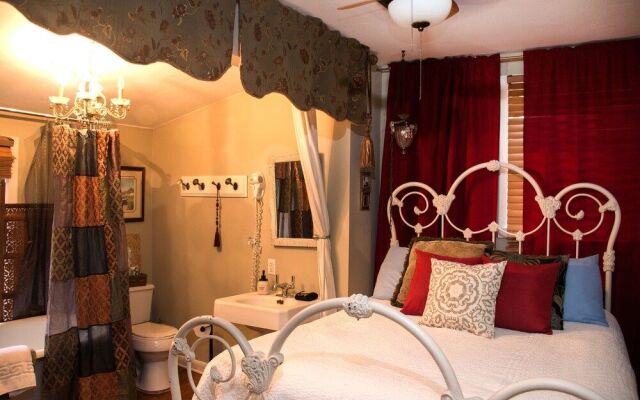 Beachside Boutique Inn