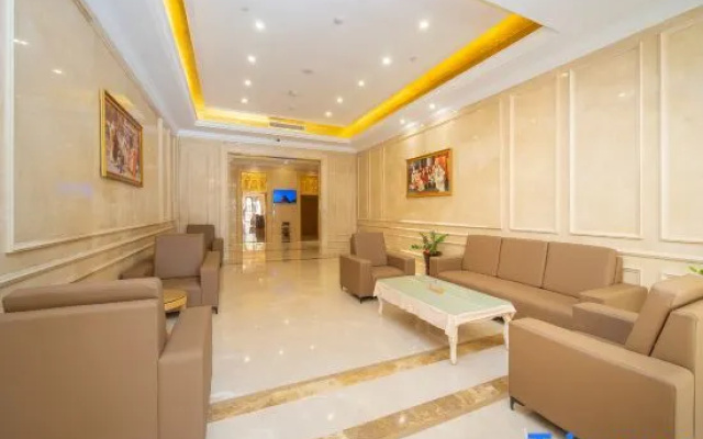 VES Electrosports Hotel (Shishan Park Subway Station)