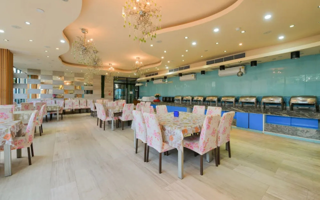 D Day Resotel Pattaya by OYO Rooms